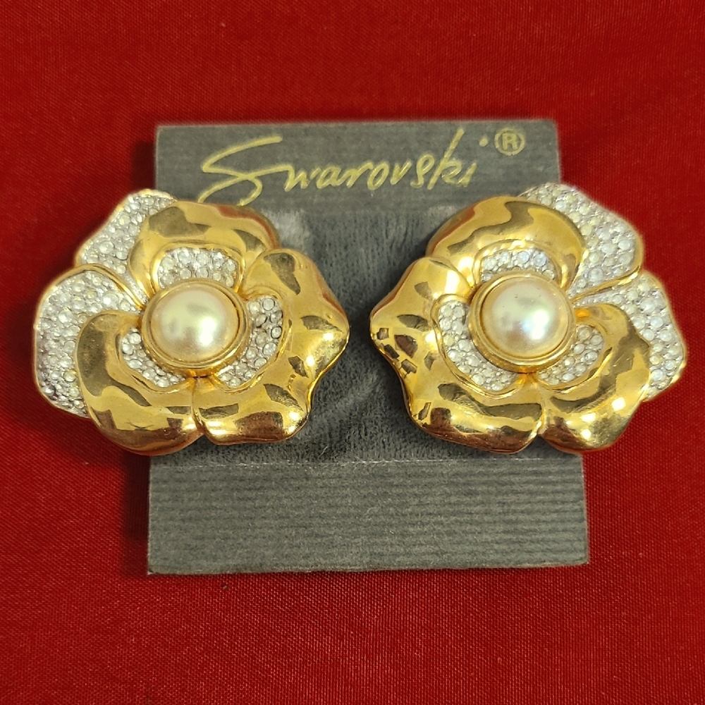 Swarovski Crystal Rose Gold Tone Clip On Earrings